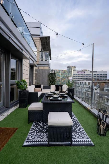 Penthouse Noir - Wyndale Living - Central Bham 2Br Birmingham Exterior photo